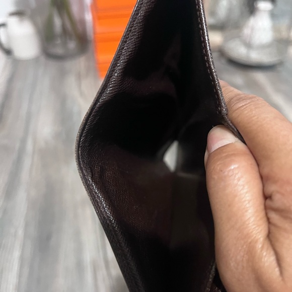 Authentic LV wallet - Picture 5 of 12
